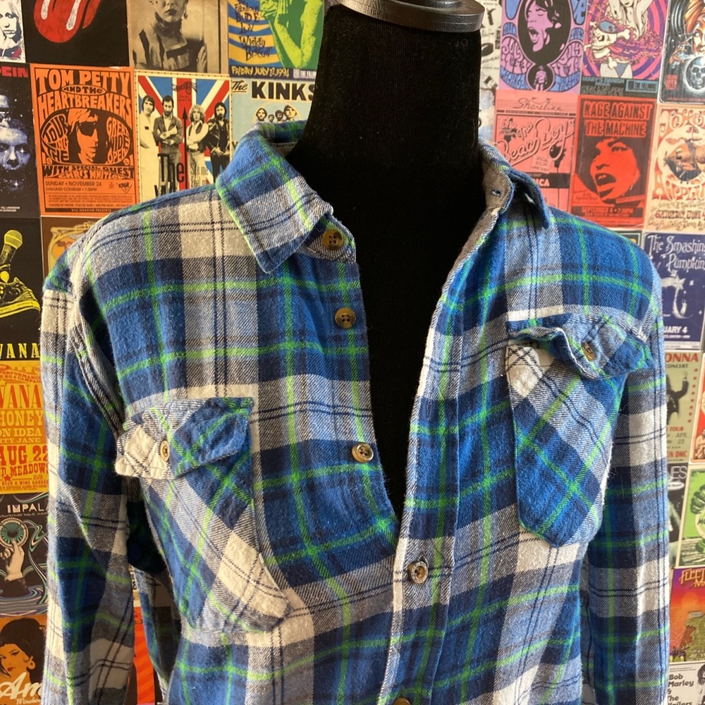 Great Lightweight Flannel Button Down Shirt, Blue and Green Plaid